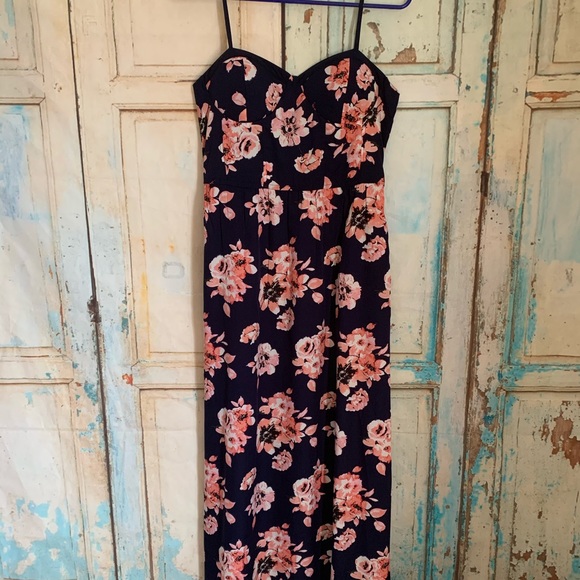 Band of Gypsies floral maxi dress with pockets